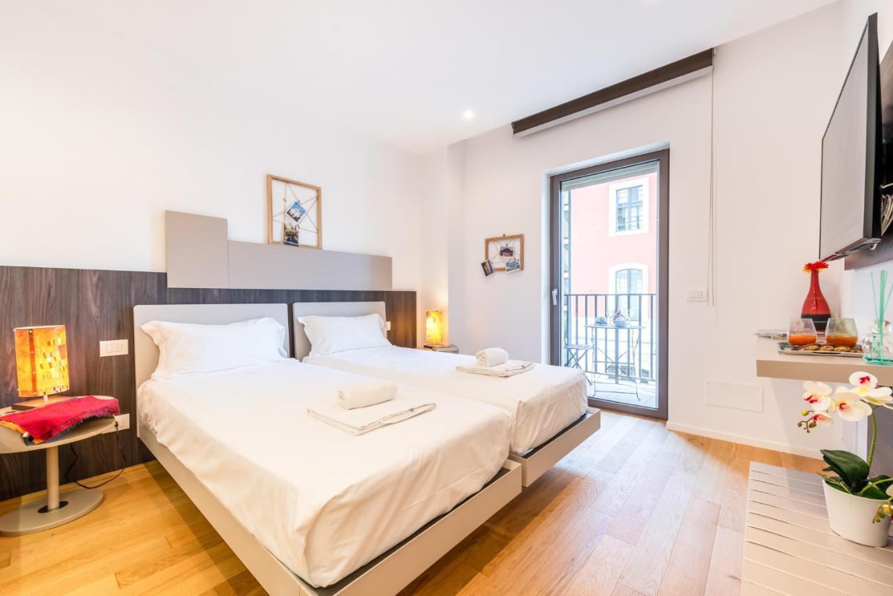 Central & Elegant Room Near The Station Bari Exterior photo